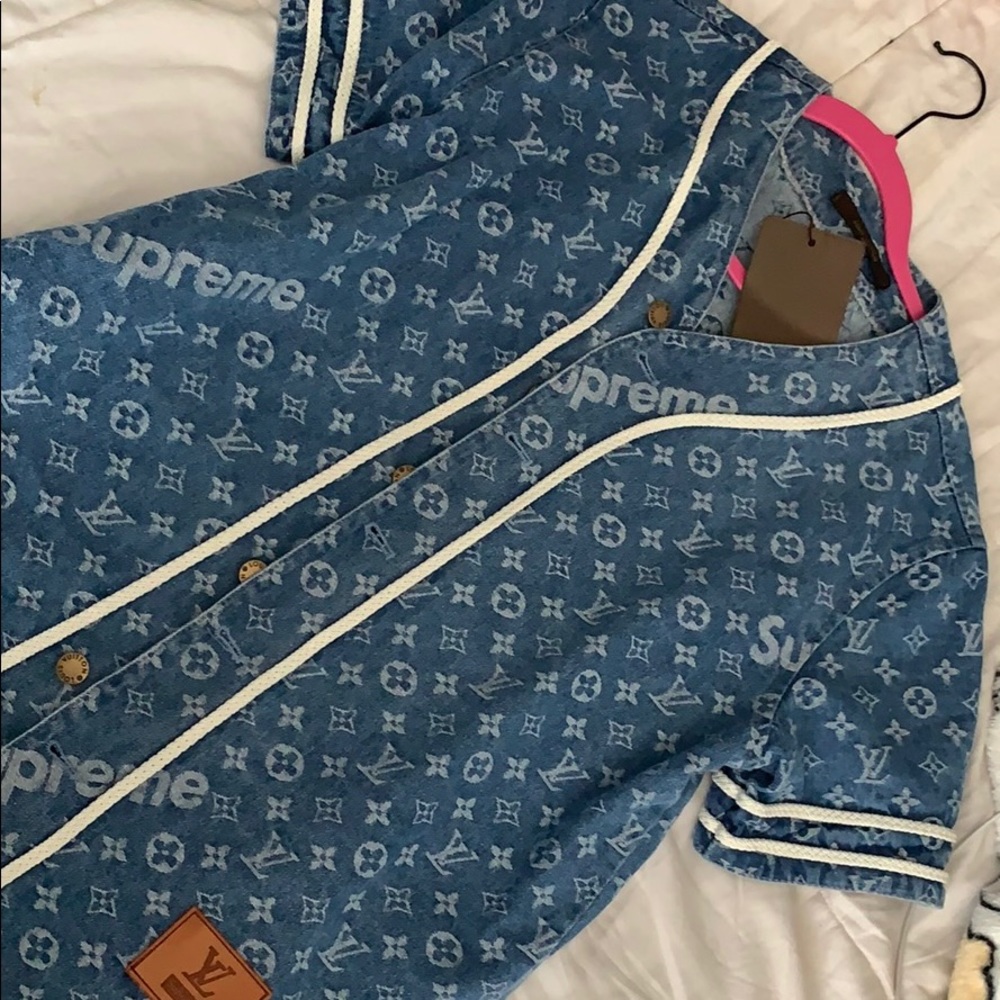 Lv & supreme